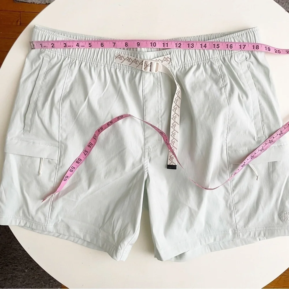 The North Face Men’s 7” Class V Belted Shorts Mint Green Size XL